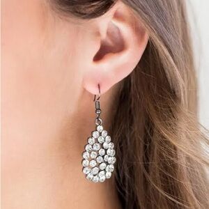 Silver Earring set paparazzi